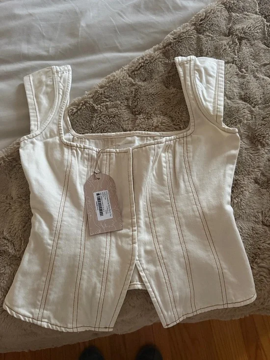 Meshki Cream Square-Neck Corset Crop Top - Picture 1 of 3